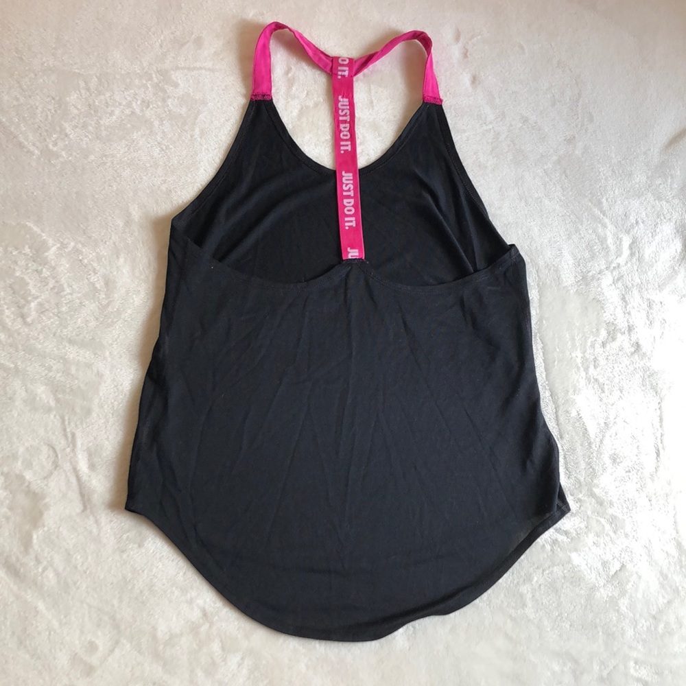 Nike workout tank - Picture 2 of 2